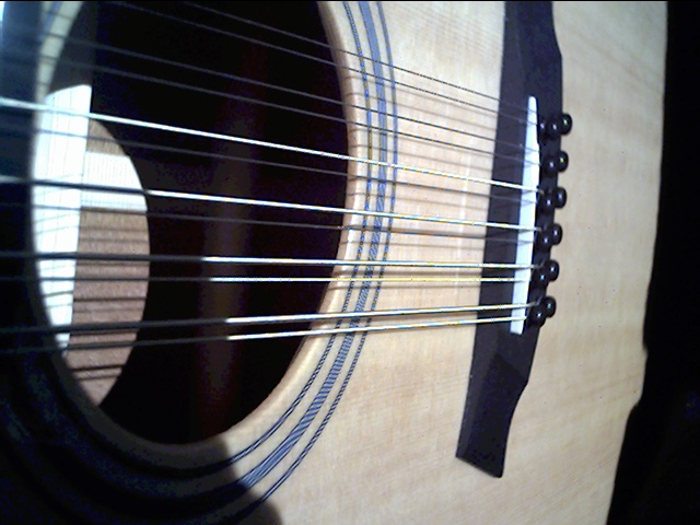 image title is /guitars/LKSM-12 Saddle